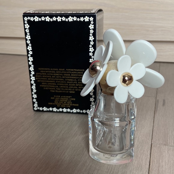 Marc Jacobs Daisy Perfume - Bottle Only - Picture 2 of 3